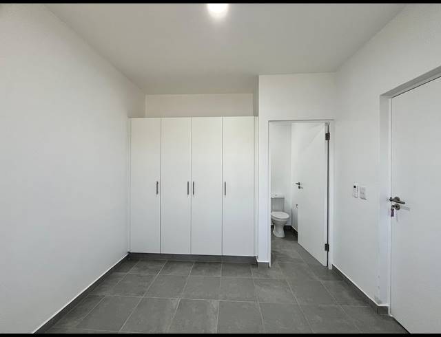 3 BEDROOM APARTMENT TO LET IN SHEFFIELD BEACH